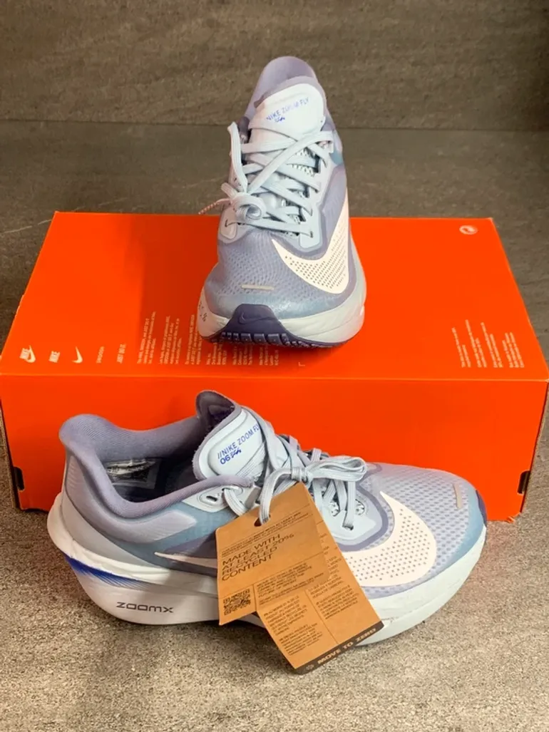 Used Nike Zoom Fly 6 bike — image 3 of 10