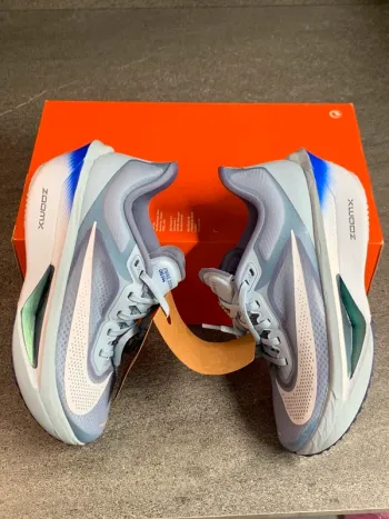 Used Nike Zoom Fly 6 bike — image 7 of 10