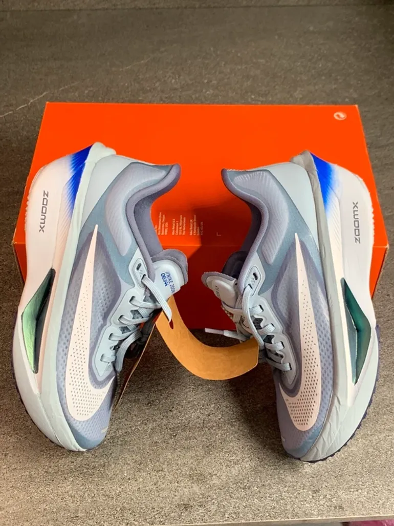 Used Nike Zoom Fly 6 bike — image 7 of 10