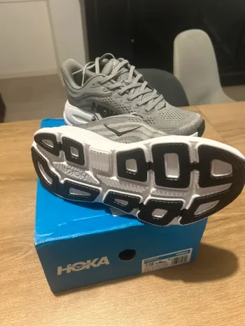 Gebrauchtes Hoka Bondi 9 bike — Bild 5 von 5