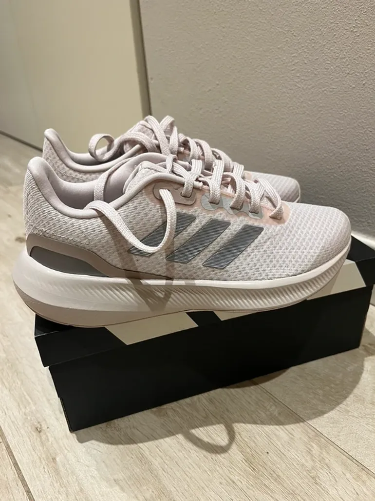 Used Adidas Runfalcon 3.0 W bike — image 3 of 12
