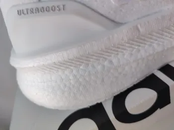 Used Adidas Ultraboost bike — image 10 of 11
