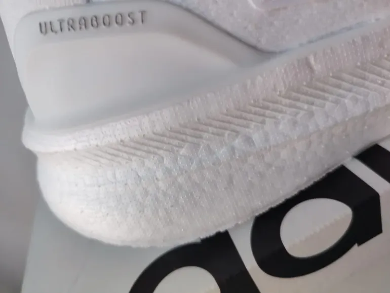 Used Adidas Ultraboost bike — image 10 of 11