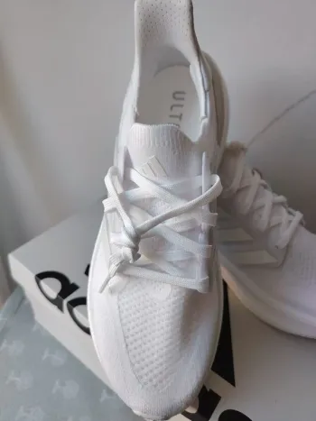 Used Adidas Ultraboost bike — image 3 of 11