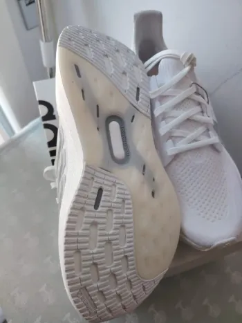 Used Adidas Ultraboost bike — image 11 of 11