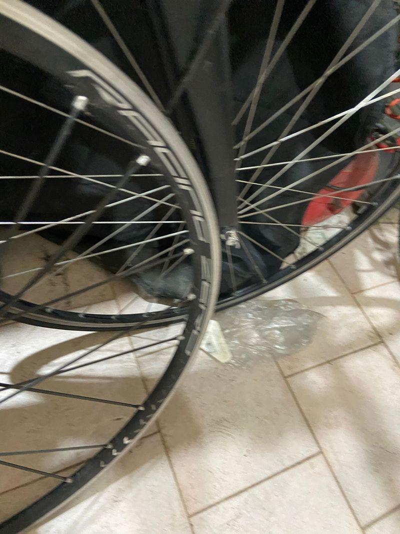 Tweedehands Fulcrum Racing Zero c17 bike — afbeelding 2 van 9