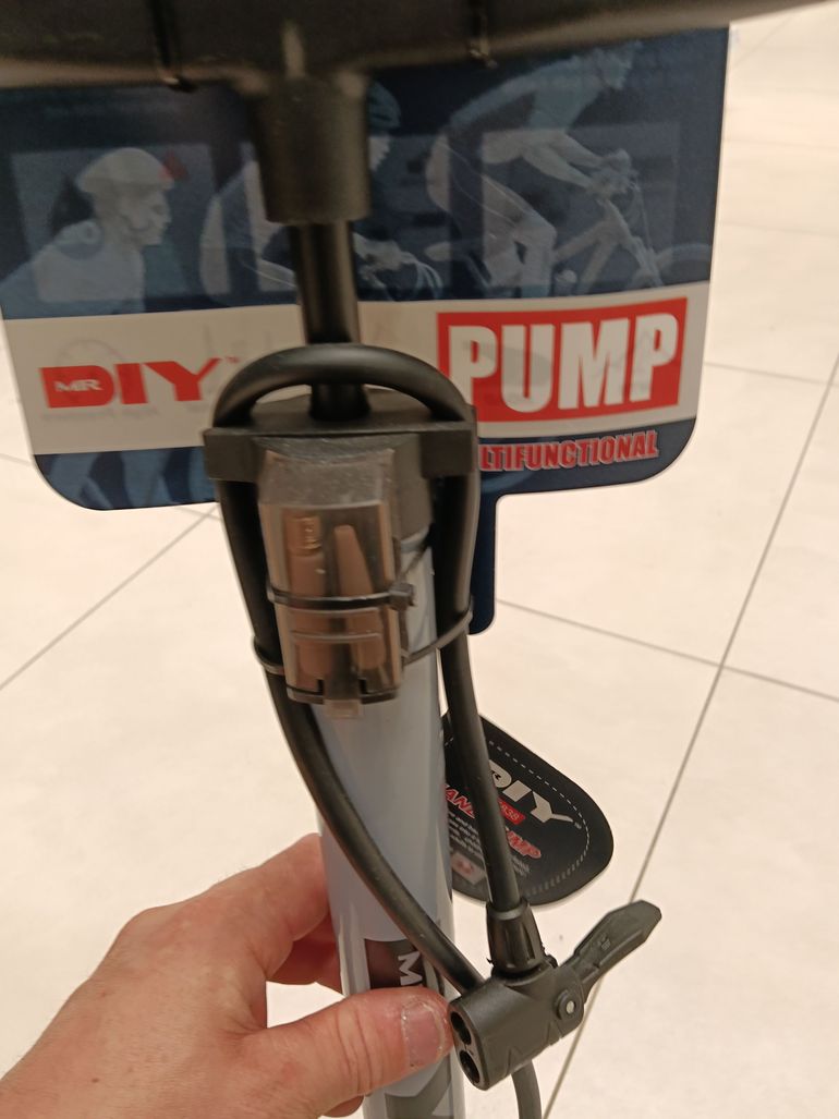 Używany A2B Stationary Floor Pump 2026 bike — zdjęcie 2 z 5