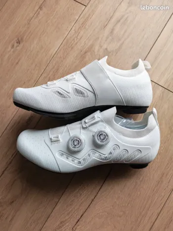 White Chaussures cyclisme Gravel road full 42 2026 bike d'occasion — image 3 sur 7