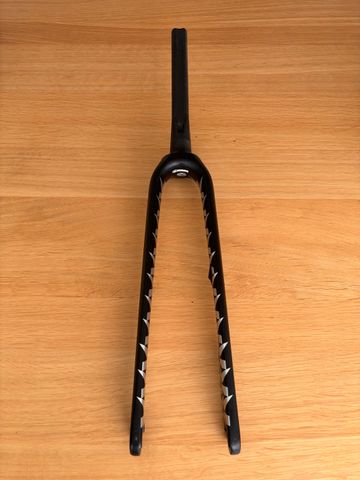 Used Cervelo Aspero5 Fork 2023 bike — image 1 of 5
