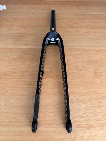 Used Cervelo Aspero5 Fork 2023 bike — image 2 of 5