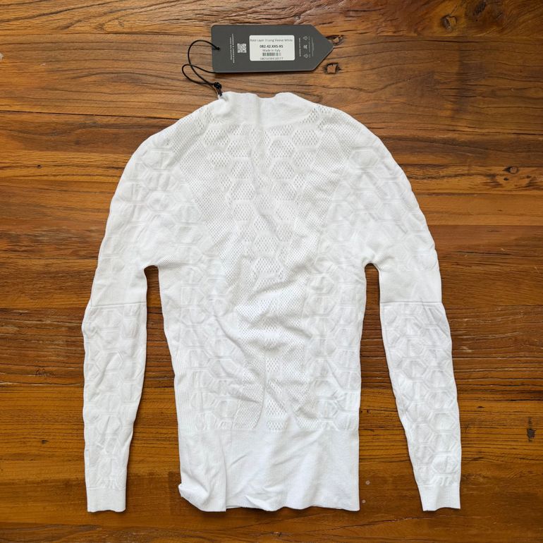 Used Q36.5 Baser Layer 3 long Sleeve White XS// NEW!! 50% OFF!! 2025 bike — image 2 of 2