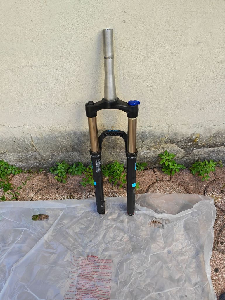 Used RockShox Revelation RC 140 mm Boost 29"/27, 5+ bike — image 2 of 2