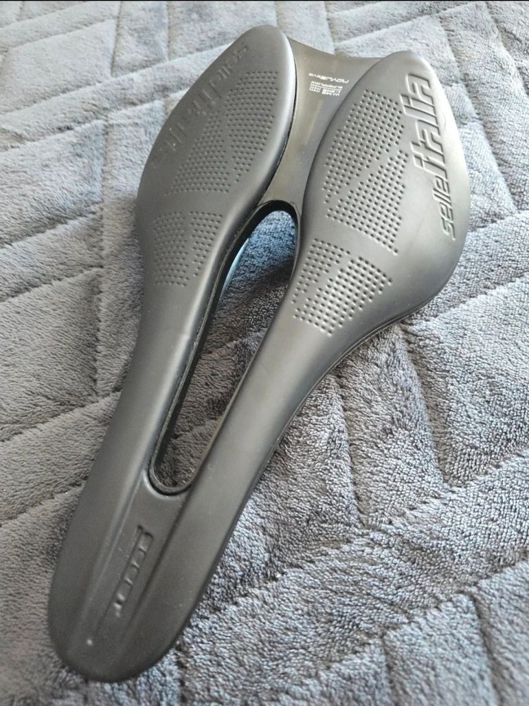 Used Selle Italia Novus Boost Evo Saddle 2025 bike — image 1 of 3