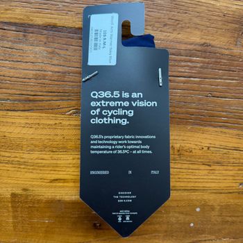 Used Q36.5 WoolF Arm Warmer Navy Blue M-L// NEW!! 50% OFF!! 2025 bike — image 2 of 2
