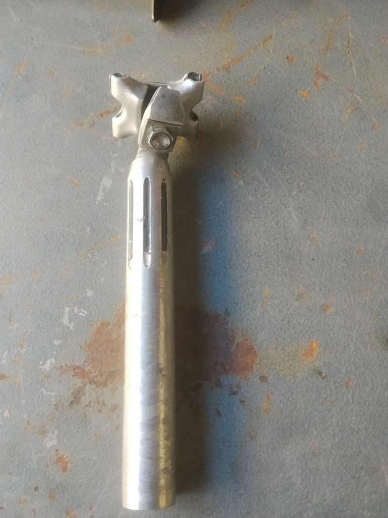 Used Campagnolo Super Record Seatpost bike — image 5 of 9