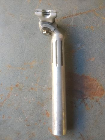 Used Campagnolo Super Record Seatpost bike — image 6 of 9