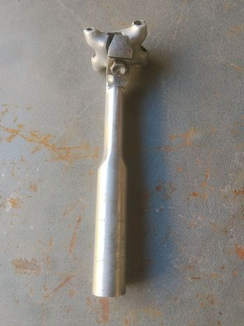 Używany Campagnolo C-Record Seatpost bike — zdjęcie 2 z 6