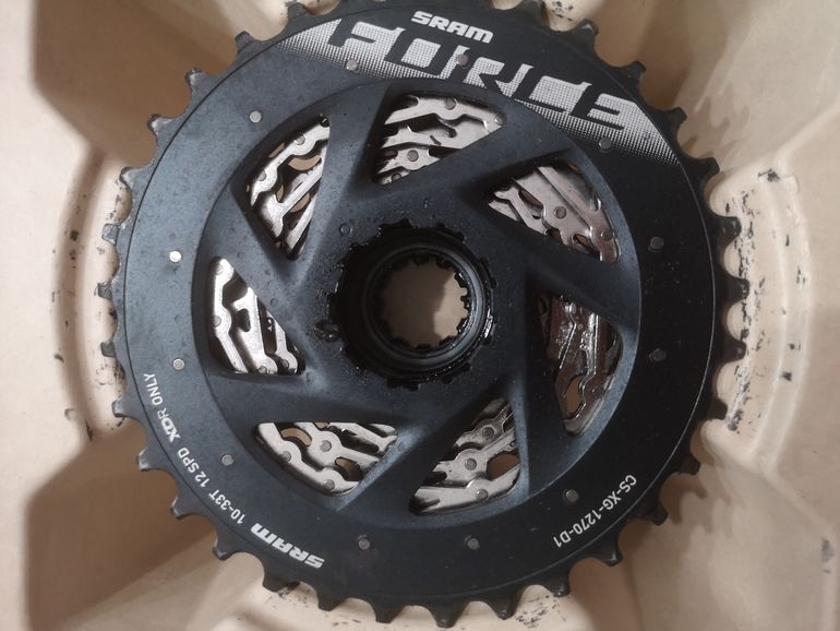 Sram Force 12v 10/33 bike de segunda mano — imagen 4 de 4