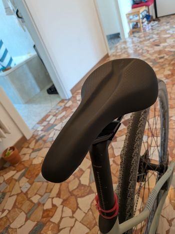 Używany Specialized Bridge Sport 143 mm Saddle 2026 bike — zdjęcie 5 z 7