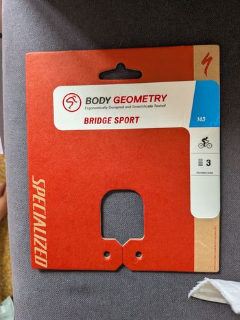 Używany Specialized Bridge Sport 143 mm Saddle 2026 bike — zdjęcie 6 z 7