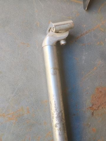 Campagnolo Olympus Seatpost Saddles & Seatposts usato