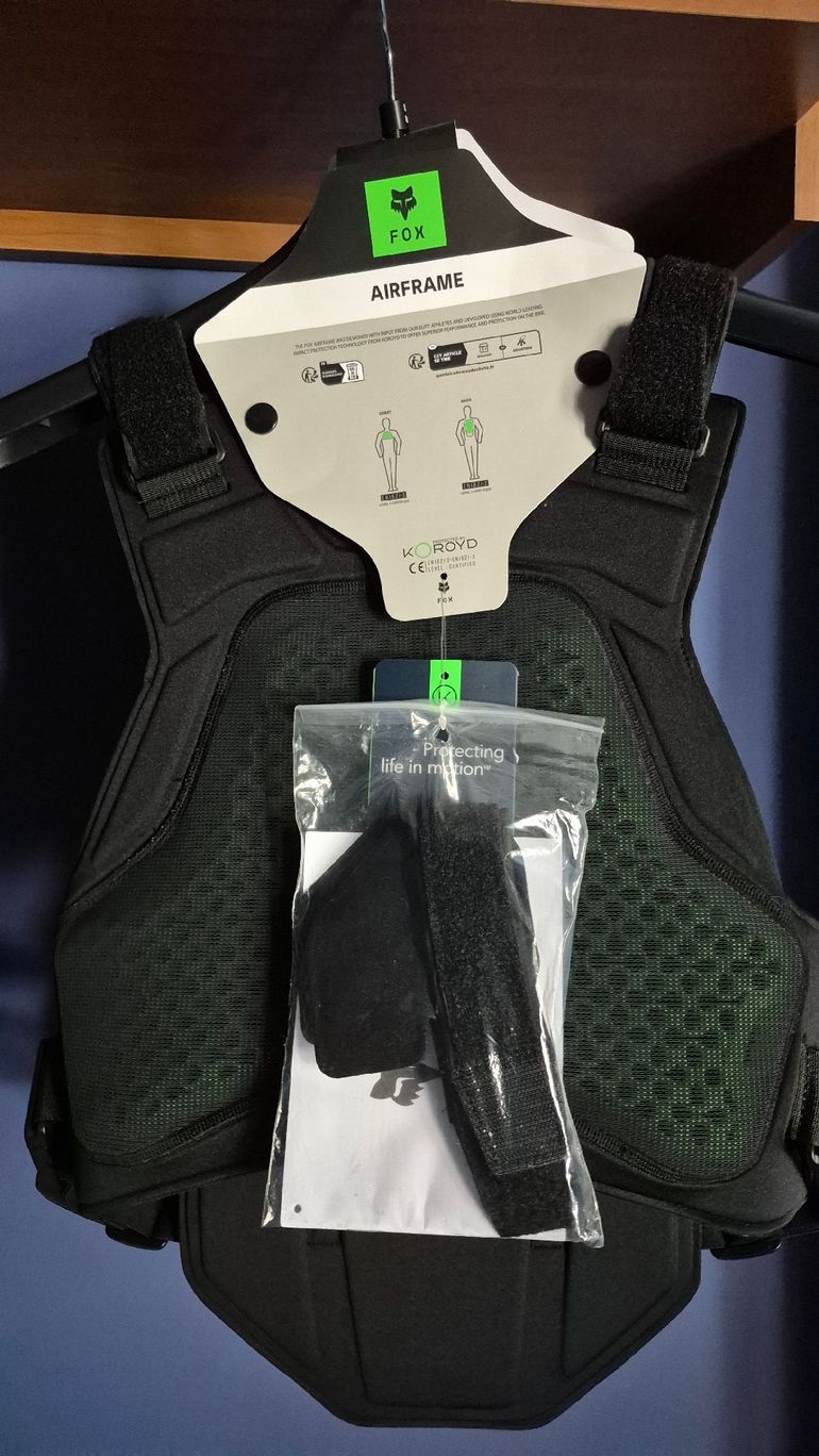 Used Fox Racing Airframe Chest Guard 2025 bike — image 1 of 5