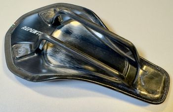 Selle Repente Magnet Triathlon 140mm 135 grammi 2026 bike d'occasion — image 9 sur 11