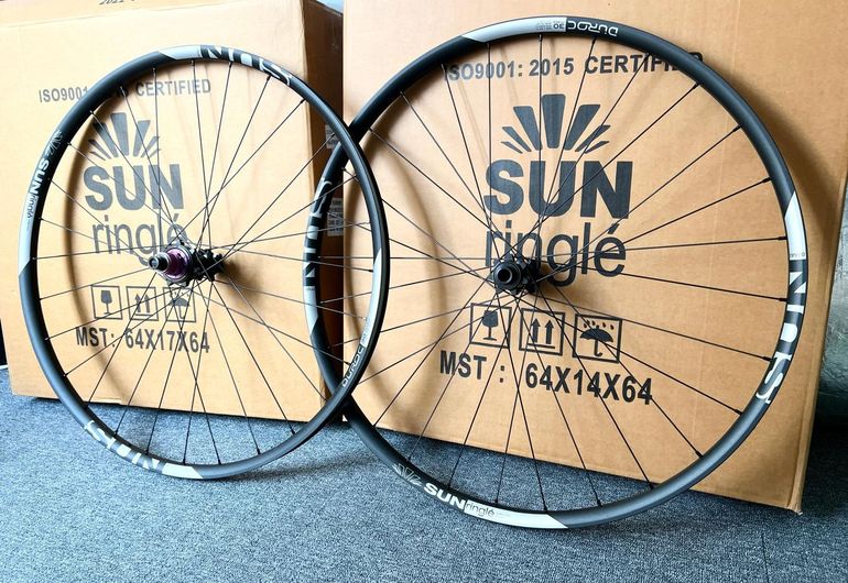Używany Sunringle Duroc Pro 30 XD+MS 29” Boost 1760g bike — zdjęcie 1 z 6
