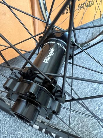 Używany Sunringle Duroc Pro 30 XD+MS 29” Boost 1760g bike — zdjęcie 3 z 6