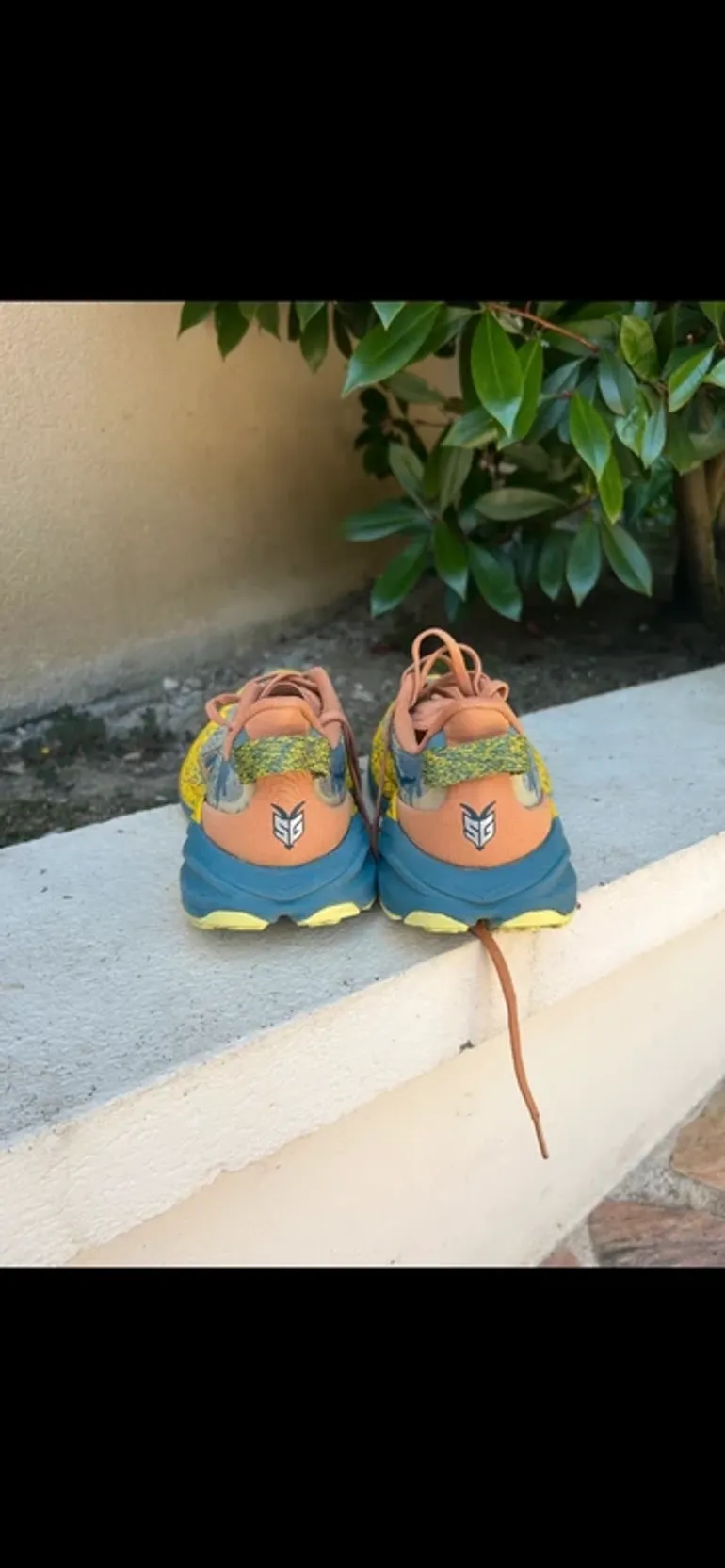 Used Hoka Speedgoat bike — image 3 of 6