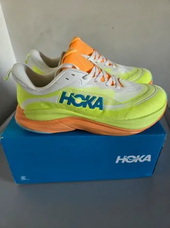 Gebrauchtes Hoka Skyflow bike