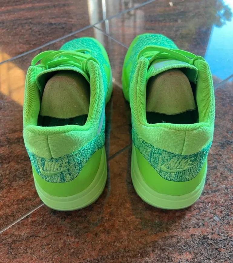 Gebrauchtes Nike Air Max 1 Ultra Flyknit Voltage Green bike — Bild 3 von 5