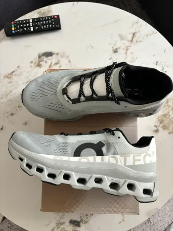 Used On Running Cloudmonster bike — image 7 of 9