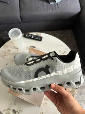 Used On Running Cloudmonster bike
