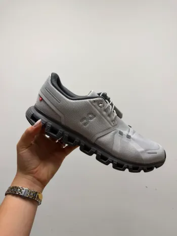 Gebrauchtes On Running CLOUD 6 bike