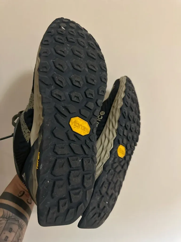 Used New Balance Hierro bike — image 3 of 4