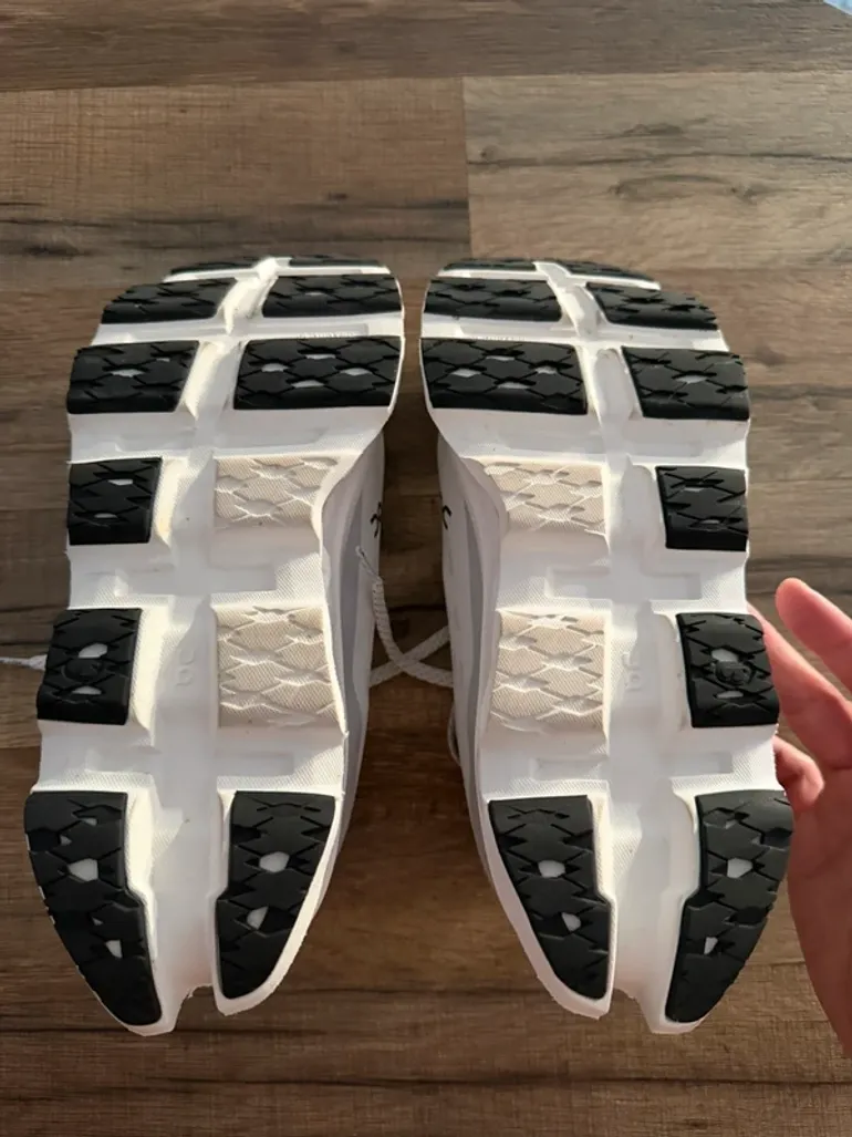 Used On Running Cloudmonster 3 bike — image 4 of 4