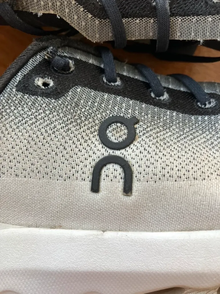 Used On Running shoes size 42 bike — image 2 of 10