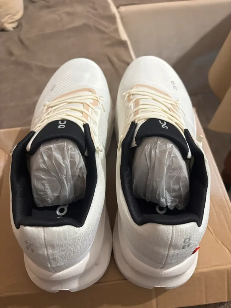 Used On Running shoes bike — image 4 of 4