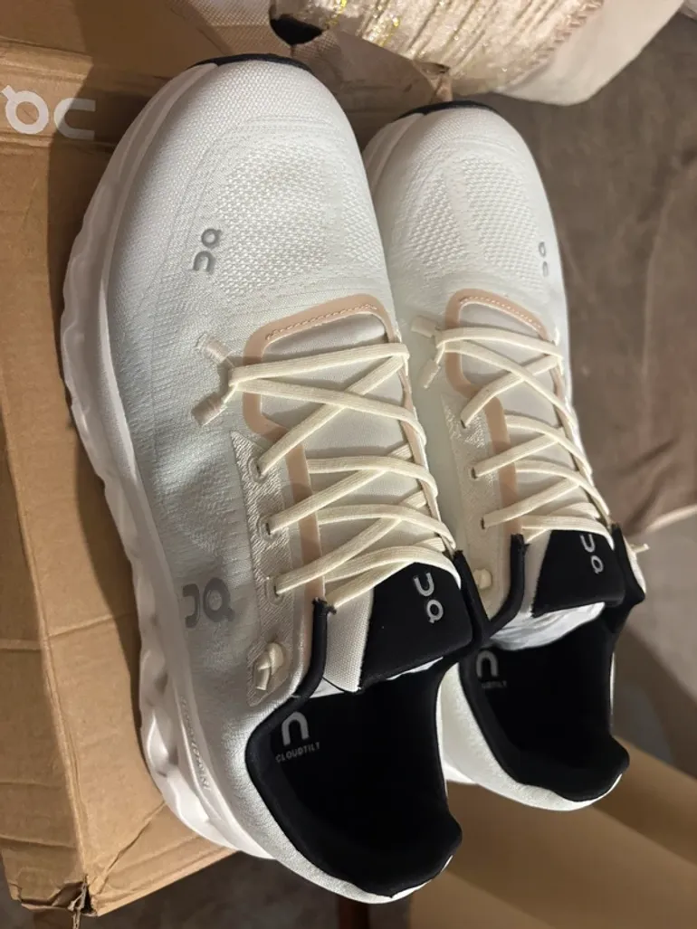 Used On Running shoes bike — image 3 of 4