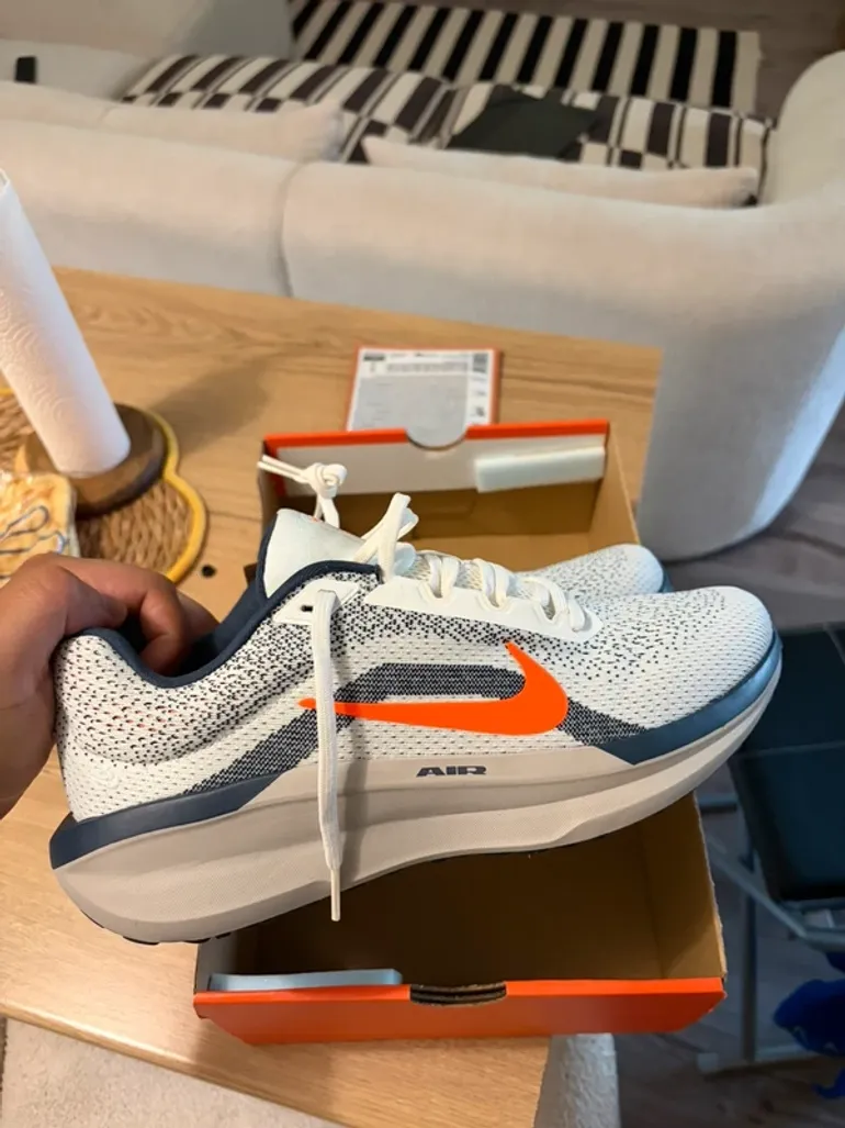 Nike Air Winflo 11 bike d'occasion — image 1 sur 6
