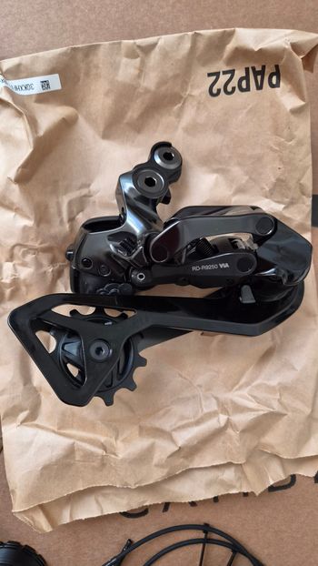 Used Shimano Dura-Ace Di2 R9200 12v bike — image 8 of 9