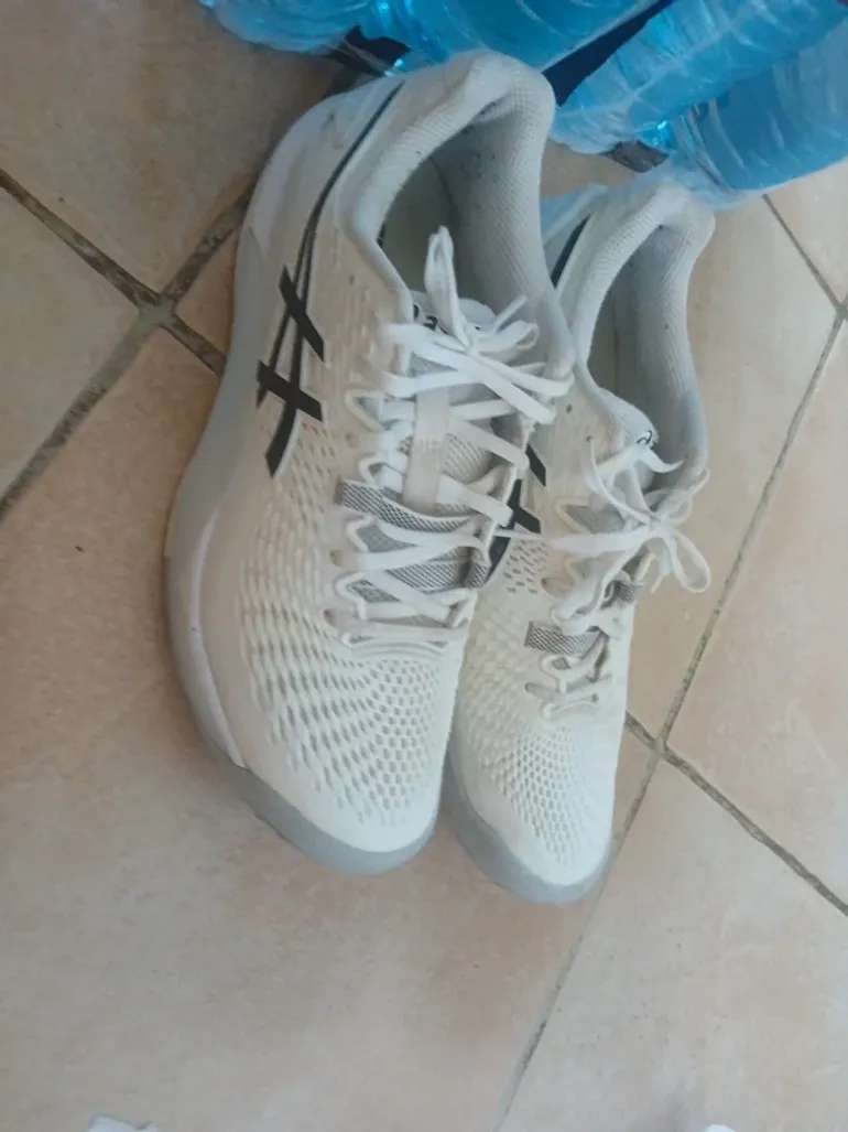Used Asics Gel bike — image 1 of 8