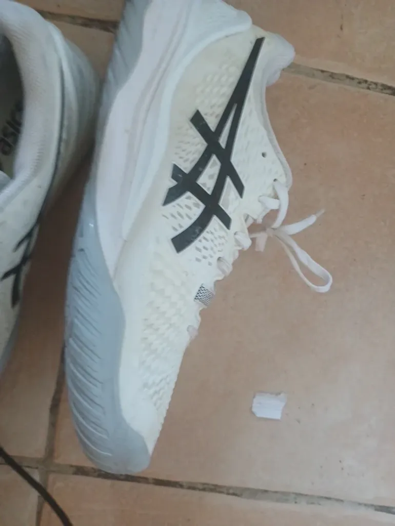 Used Asics Gel bike — image 3 of 8