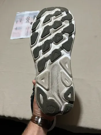 Used Hoka Clifton 9 bike — image 4 of 7