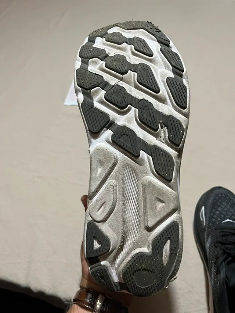 Used Hoka Clifton 9 bike — image 5 of 7