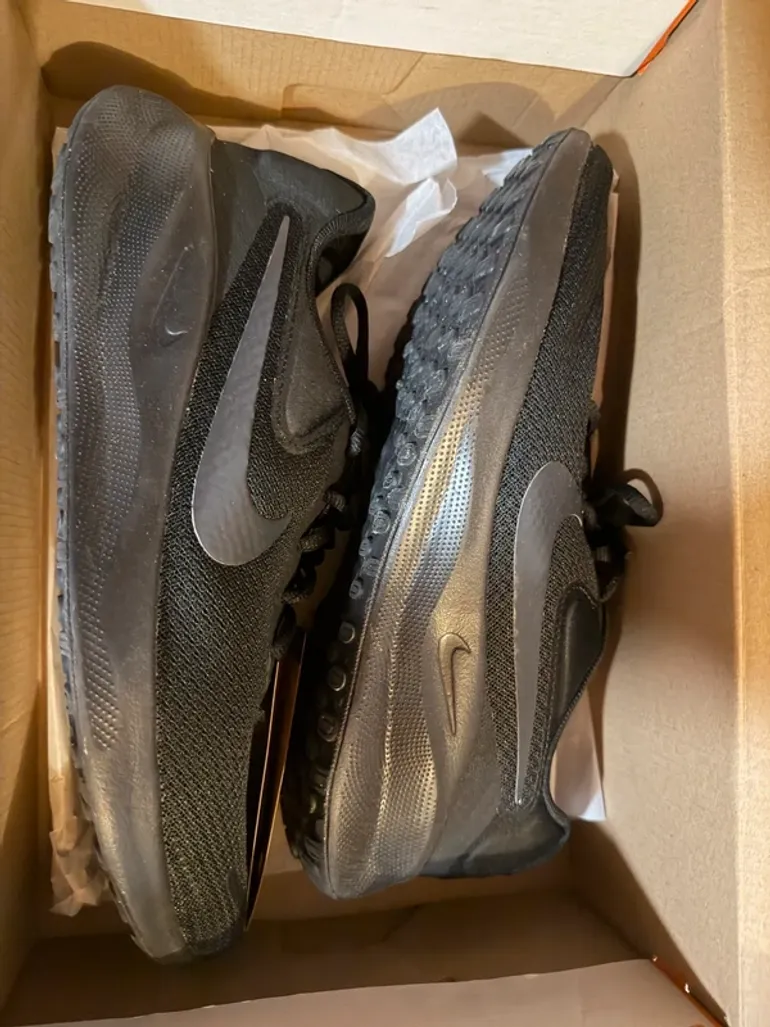 Gebrauchtes Nike Revolution 7 bike — Bild 1 von 4