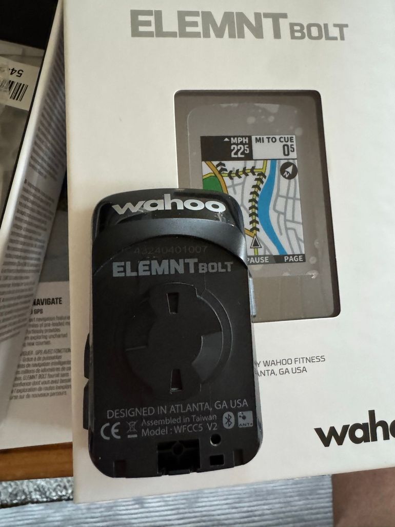 Gebrauchtes Wahoo ELEMNT BOLT V2 GPS Cycling Computer 2024 bike — Bild 3 von 4