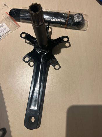 Używany Sram Apex GXP 172.5mm bike — zdjęcie 3 z 6