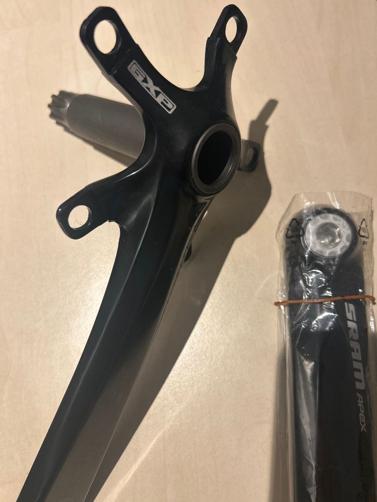 Używany Sram Apex GXP 172.5mm bike — zdjęcie 5 z 6
